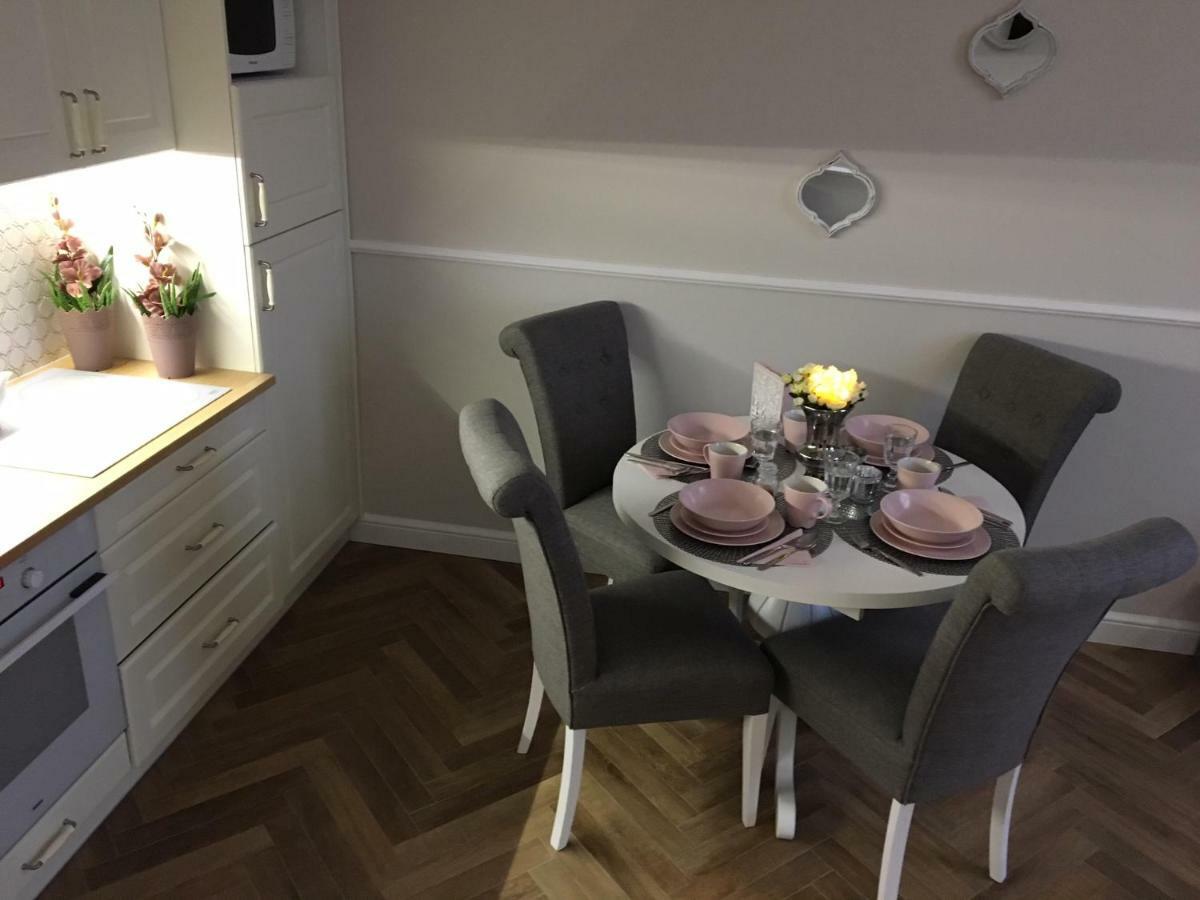 Family & Business Sauna Apartments Sienkiewicza No1 Centrum Plac Lliteratow- Piekny Apartament - 1 Bedroom With Private Sauna, Bath With Hydromassage, Parking Кельце Экстерьер фото